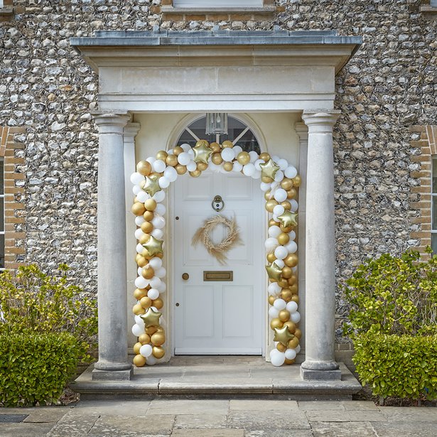 Gold Christmas Balloon Door Arch - 240 Balloons